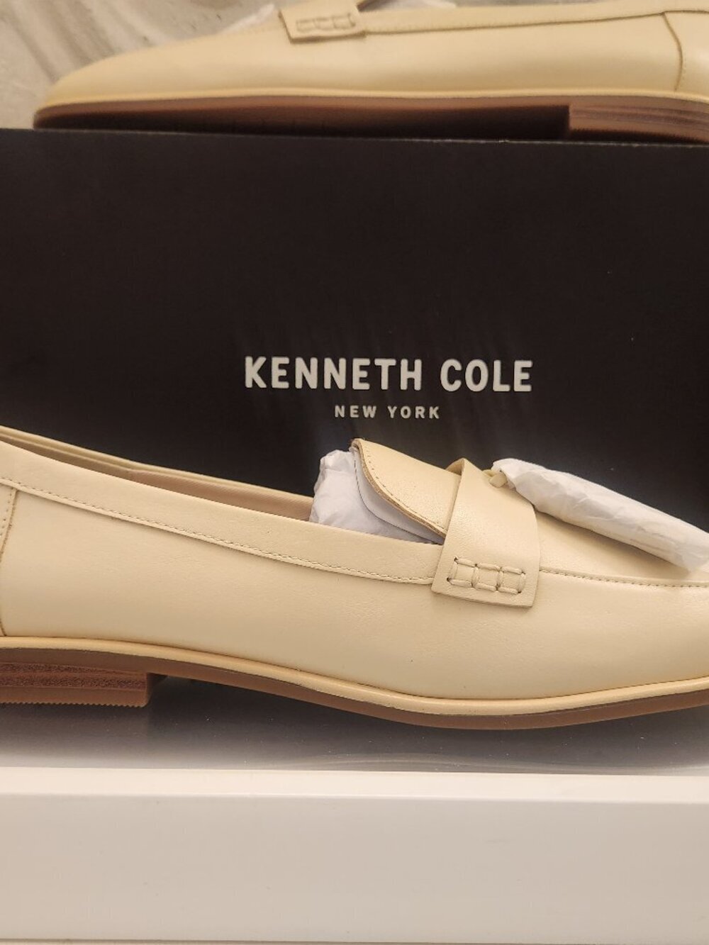 Kenneth Cole NY "Lyra" Lambs Wool Leather Loafers. NIB.